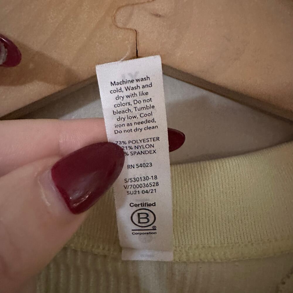 Athleta Renew Racerback Tank Top Size 1X - Picture 3 of 6